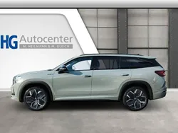 Grau Neu 2025 Skoda Kodiaq SportLine SUV | 53.990 € (Etwas zu teuer)