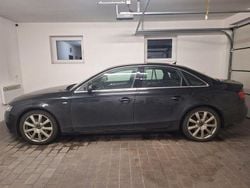 Schwarz Gebraucht 2009 Audi A4 S-Line Limousine | 9.990 € (Teuer)