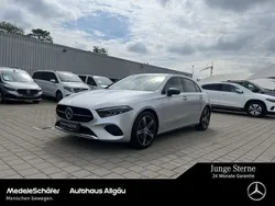 Iridiumsilber Gebraucht 2023 Mercedes A200 Progressive Limousine | 32.750 € (Etwas zu teuer)