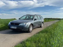 Grau Gebraucht 2002 Ford Mondeo Ghia Kombi | 1.390 € (Fairer Preis)