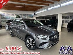 Mountaingrau Gebraucht 2024 Mercedes GLA200 SUV | 39.990 € (Fairer Preis)