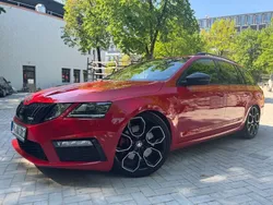 Rot Gebraucht 2018 Skoda Octavia RS Kombi | 19.490 € (Fairer Preis)