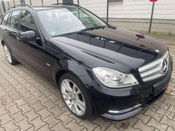 Schwarz unilack Gebraucht 2013 Mercedes C180 Kombi | 10.399 € (Fairer Preis)