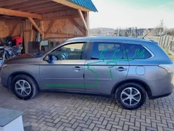 Grau Gebraucht 2014 Mitsubishi Outlander Diamant Edition SUV | 12.800 € (Fairer Preis)