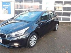 Schwarz Gebraucht 2015 Kia Ceed Kleinwagen | 8.400 € (Fairer Preis)
