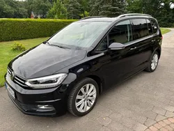 Schwarz Gebraucht 2016 VW Touran Van / Kleinbus | 16.950 € (Fairer Preis)