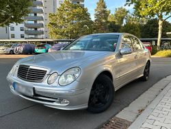 Silber Gebraucht 2004 Mercedes E200 Avantgarde Limousine | 4.599 € (Fairer Preis)
