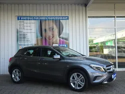Mountaingrau metalliclack Gebraucht 2017 Mercedes GLA180 Urban SUV | 16.834 € (Fairer Preis)