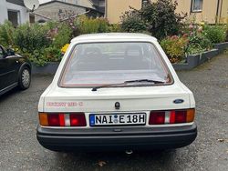 Weiß Gebraucht 1989 Ford Escort Coupé | 5.250 €