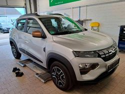 Silber Gebraucht 2023 Dacia Spring Extreme Kleinwagen | 12.998 € (Fairer Preis)