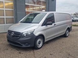 Brillantsilber metallic Gebraucht 2019 Mercedes Vito Van | 22.499 € (Fairer Preis)