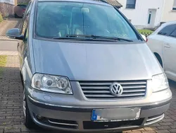 Grau Gebraucht 2005 VW Sharan Van / Kleinbus | 2.900 € (Fairer Preis)