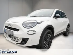 Weiss Gebraucht 2024 Fiat 600 SUV | 23.950 € (Fairer Preis)