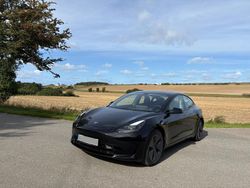 Schwarz Gebraucht 2021 Tesla Model 3 Standard Range Limousine | 22.950 € (Guter Preis)