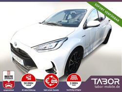 Weiss Gebraucht 2021 Toyota Yaris Hybrid Team Kleinwagen | 17.988 € (Fairer Preis)