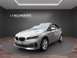 Silber Gebraucht 2021 BMW 218 Active Tourer Advantage Van / Kleinbus | 20.900 € (Guter Preis)
