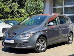 Grau Gebraucht 2014 Seat Altea XL 4You Van / Kleinbus | 4.950 € (Guter Preis)