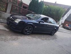 Blau Gebraucht 2003 Opel Vectra Limousine | 2.000 € (Etwas zu teuer)