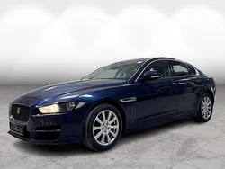 Blau Gebraucht 2018 Jaguar XE Limousine | 20.985 € (Guter Preis)