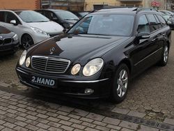 Schwarz Gebraucht 2005 Mercedes E320 Avantgarde Limousine | 4.999 € (Fairer Preis)