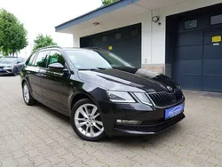 Schwarz Gebraucht 2018 Skoda Octavia Clever Kombi | 13.999 € (Fairer Preis)