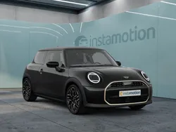 Schwarz Gebraucht 2024 Mini Cooper S Kleinwagen | 35.840 € (Teuer)