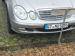 Silber Gebraucht 2004 Mercedes E320 Avantgarde Limousine | 3.500 € (Guter Preis)