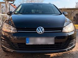 Schwarz Gebraucht 2013 VW Golf VII Kombi | 7.500 € (Etwas zu teuer)