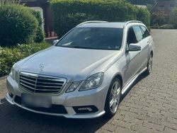 Silber Gebraucht 2010 Mercedes E200 AMG Kombi | 5.500 € (Guter Preis)