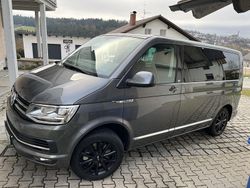 Grau Gebraucht 2019 VW Multivan Highline Van | 37.100 € (Fairer Preis)