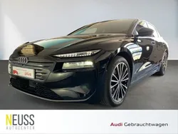 Mythosschwarz metallic (metallic) Gebraucht 2024 Audi e-tron Sportback Ambiente SUV | 63.590 €