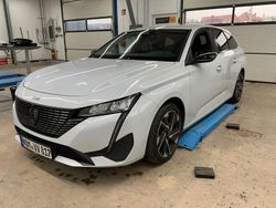 Weiß Gebraucht 2024 Peugeot 308 SW Allure Kombi | 22.550 € (Fairer Preis)