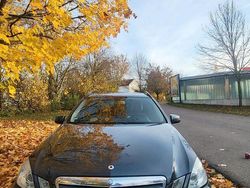 Grau Gebraucht 2010 Mercedes E250 Limousine | 6.850 € (Fairer Preis)