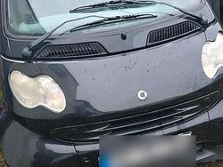 Schwarz Gebraucht 2005 Smart ForTwo Coupé Coupé | 2.000 € (Fairer Preis)