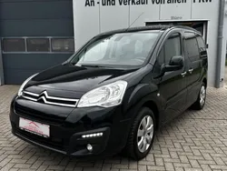Schwarz Gebraucht 2017 Citroën Berlingo SELECTION Van / Kleinbus | 9.600 € (Etwas zu teuer)