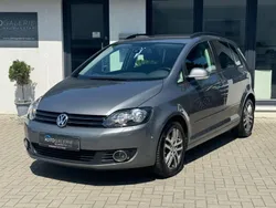 Grau Gebraucht 2009 VW Golf Plus Cross Comfortline Van / Kleinbus | 6.980 € (Fairer Preis)