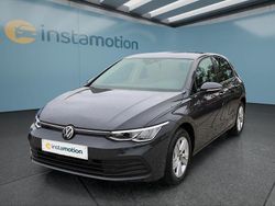 Grau Gebraucht 2022 VW Golf VIII Kleinwagen | 19.449 € (Guter Preis)