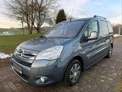 Grau Gebraucht 2009 Citroën Berlingo Van / Kleinbus | 3.200 € (Fairer Preis)
