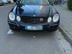 Blau Gebraucht 2004 Mercedes E200 Limousine | 5.499 € (Fairer Preis)