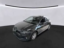 Grau Gebraucht 2020 VW Polo Trendline Kleinwagen | 15.325 € (Fairer Preis)