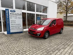 Rot Gebraucht 2017 Citroën Berlingo Business Class Van / Kleinbus | 8.790 € (Etwas zu teuer)