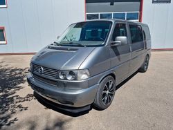 Grau Gebraucht 2002 VW Multivan Van | 14.799 €