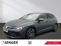 Grau Neu 2025 VW Golf Style Limousine | 57.785 €
