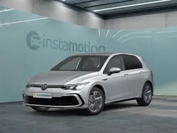 Silber Gebraucht 2022 VW Golf VIII R-line Limousine | 26.850 € (Guter Preis)