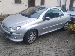 Silber Gebraucht 2003 Peugeot 206 CC Cabrio | 1.299 € (Fairer Preis)