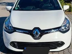 Weiß Gebraucht 2015 Renault Clio IV Kleinwagen | 12.700 €