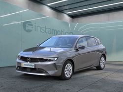 Grau Gebraucht 2024 Opel Astra Edition Limousine | 21.540 € (Guter Preis)