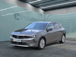 Grau Gebraucht 2024 Opel Astra Edition Limousine | 21.530 € (Guter Preis)