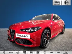 Rot Neu 2025 Alfa Romeo Giulia Quadrifoglio Limousine | 104.990 €