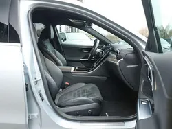 Silber / hightechsilber Gebraucht 2023 Mercedes C220 AMG Kombi | 39.890 € (Fairer Preis)
